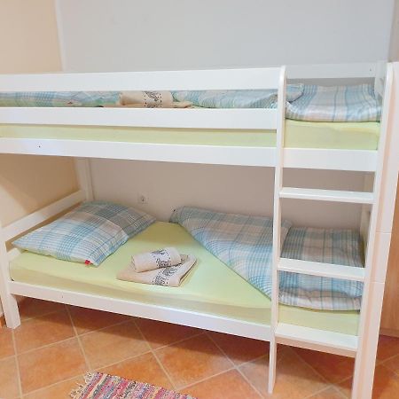 Studio Apartman Marti كوسترينا المظهر الخارجي الصورة